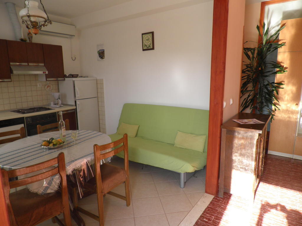 Apartments Holiday Лумбарда Номер фото